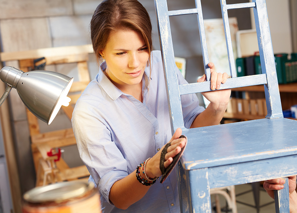 Claves para restaurar muebles y devolverles su esplendor