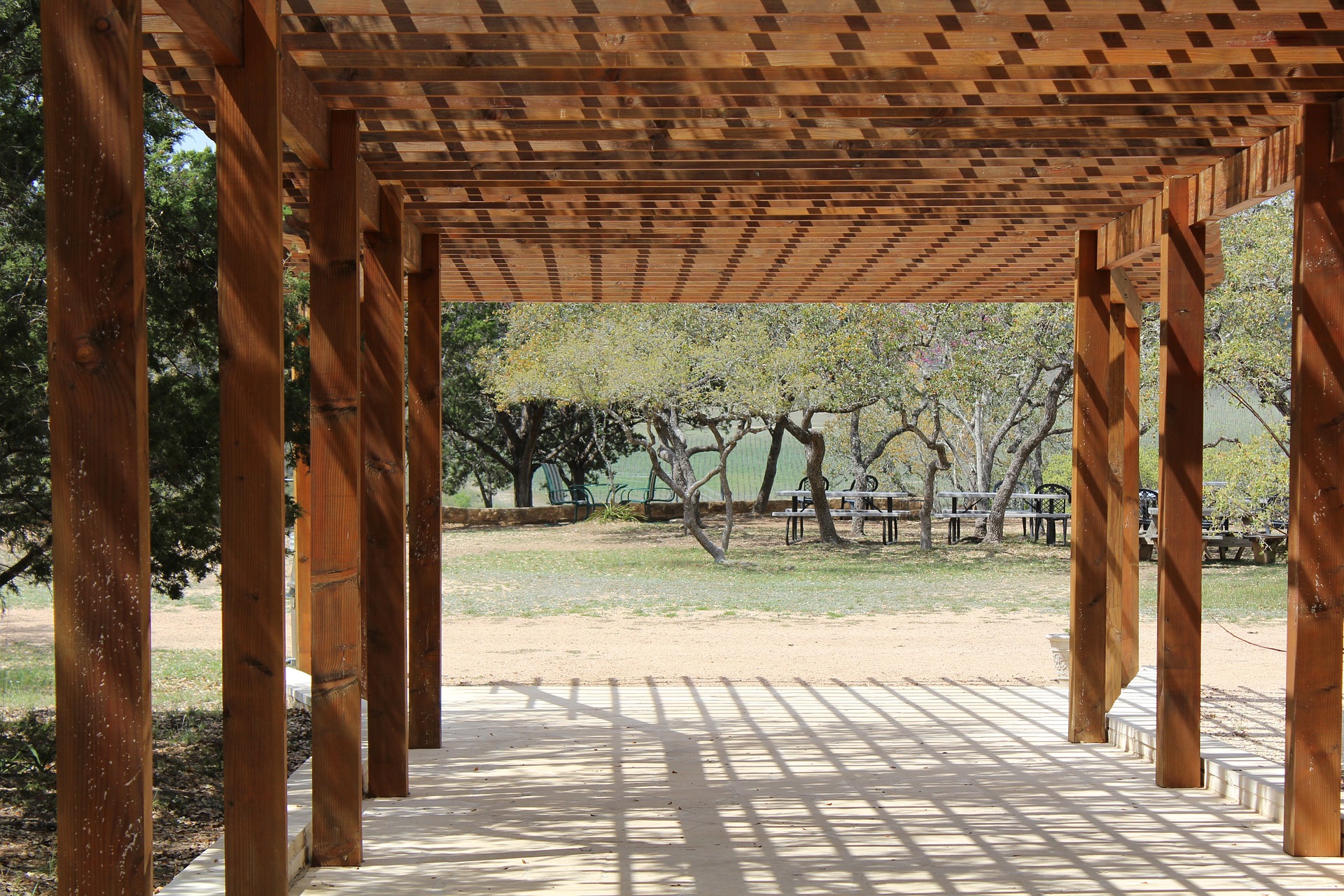 Pérgolas para jardín: tipos y ventajas