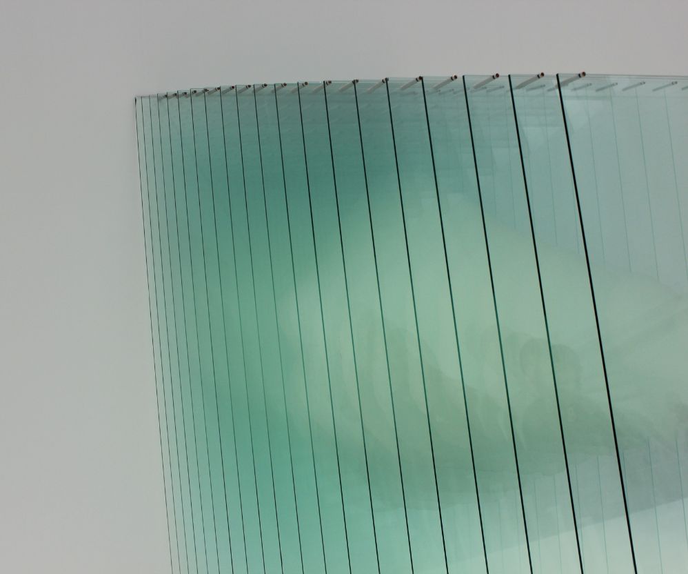 Materiales de vidrio y cristal: innovación y funcionalidad en la arquitectura moderna